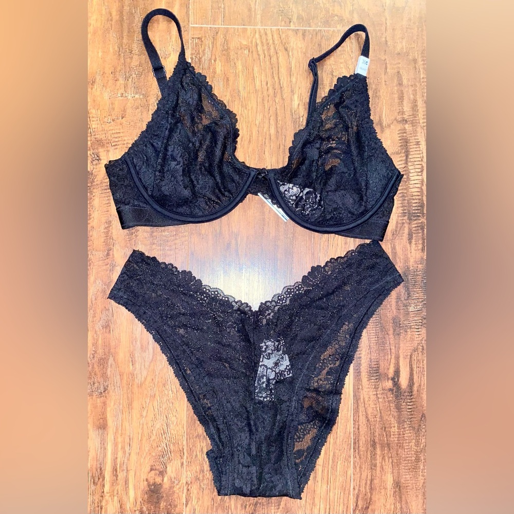PINK Victoria's Secret Black Lace Bra Set